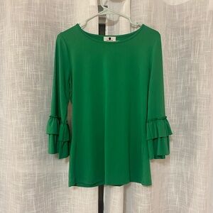 Kelly green dainty jewells ruffled shirt